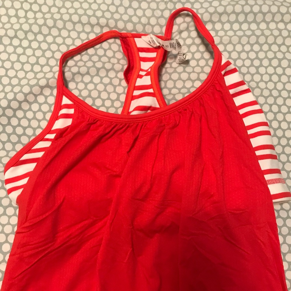 Lululemon Tank with built in Sports bra Size 10
